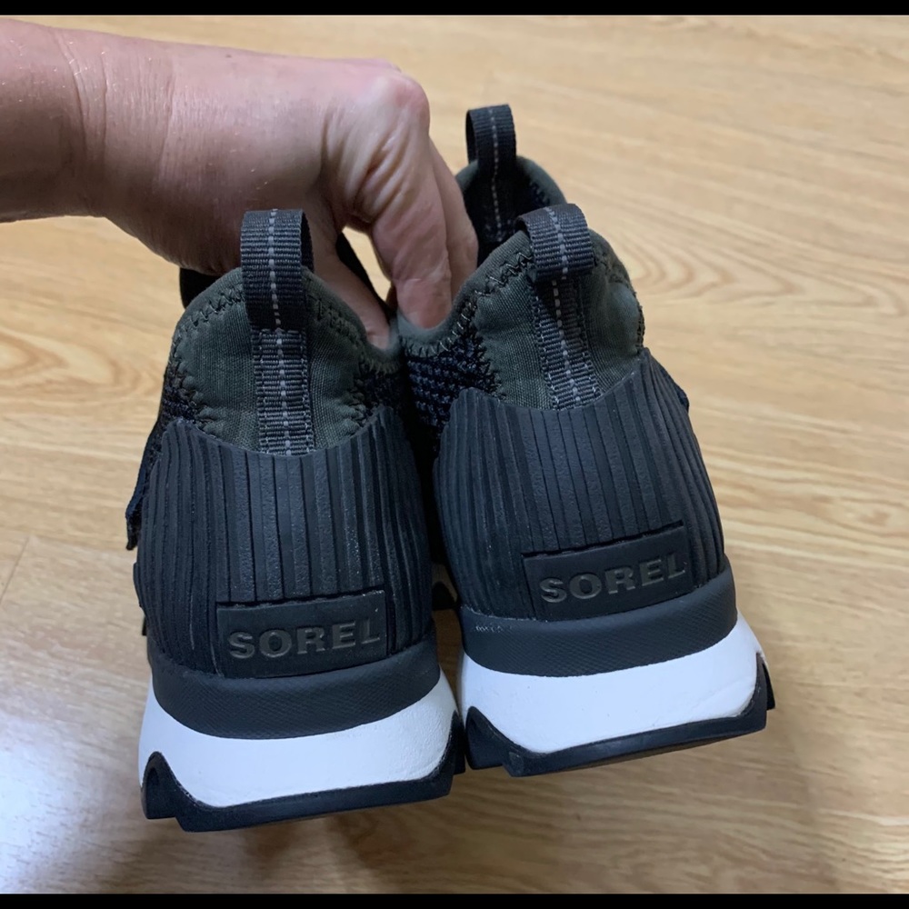 SOLD - Sorel Kinetic High Top Sneaker, 8 - Picture 6 of 10
